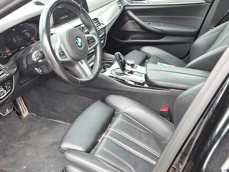 BMW 530 * xDrive * М ПАКЕТ * CARFAX * ОПЦИЯ ЗА ФИНАНСИРАНЕ, снимка 8 - Автомобили и джипове - 55750731