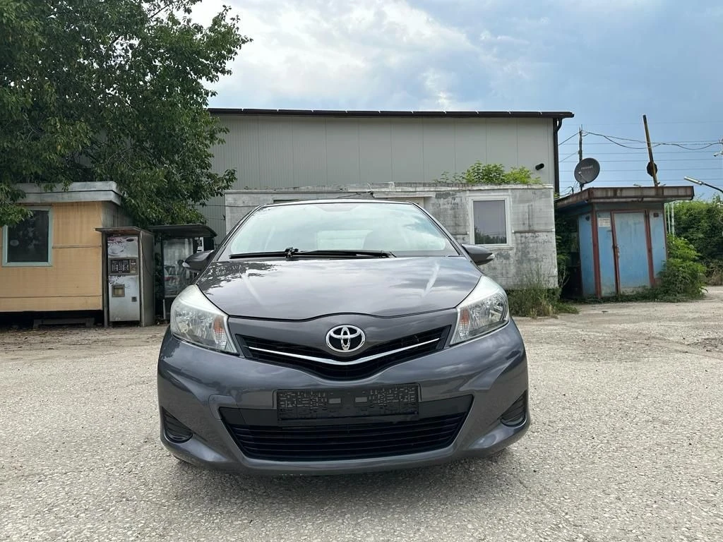 Toyota Yaris 1.4d NAVI 170000км - изображение 2