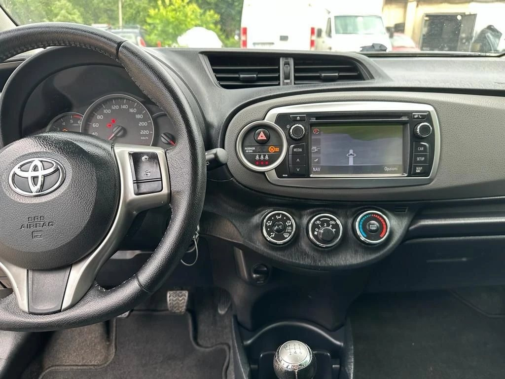 Toyota Yaris 1.4d NAVI  | Mobile.bg   15