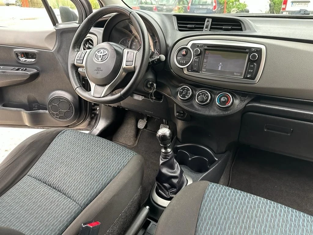 Toyota Yaris 1.4d NAVI  | Mobile.bg   12