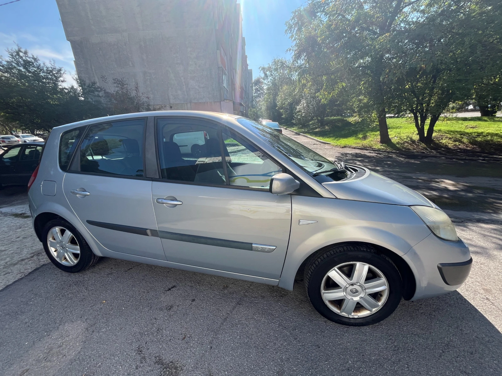 Renault Scenic  - изображение 2