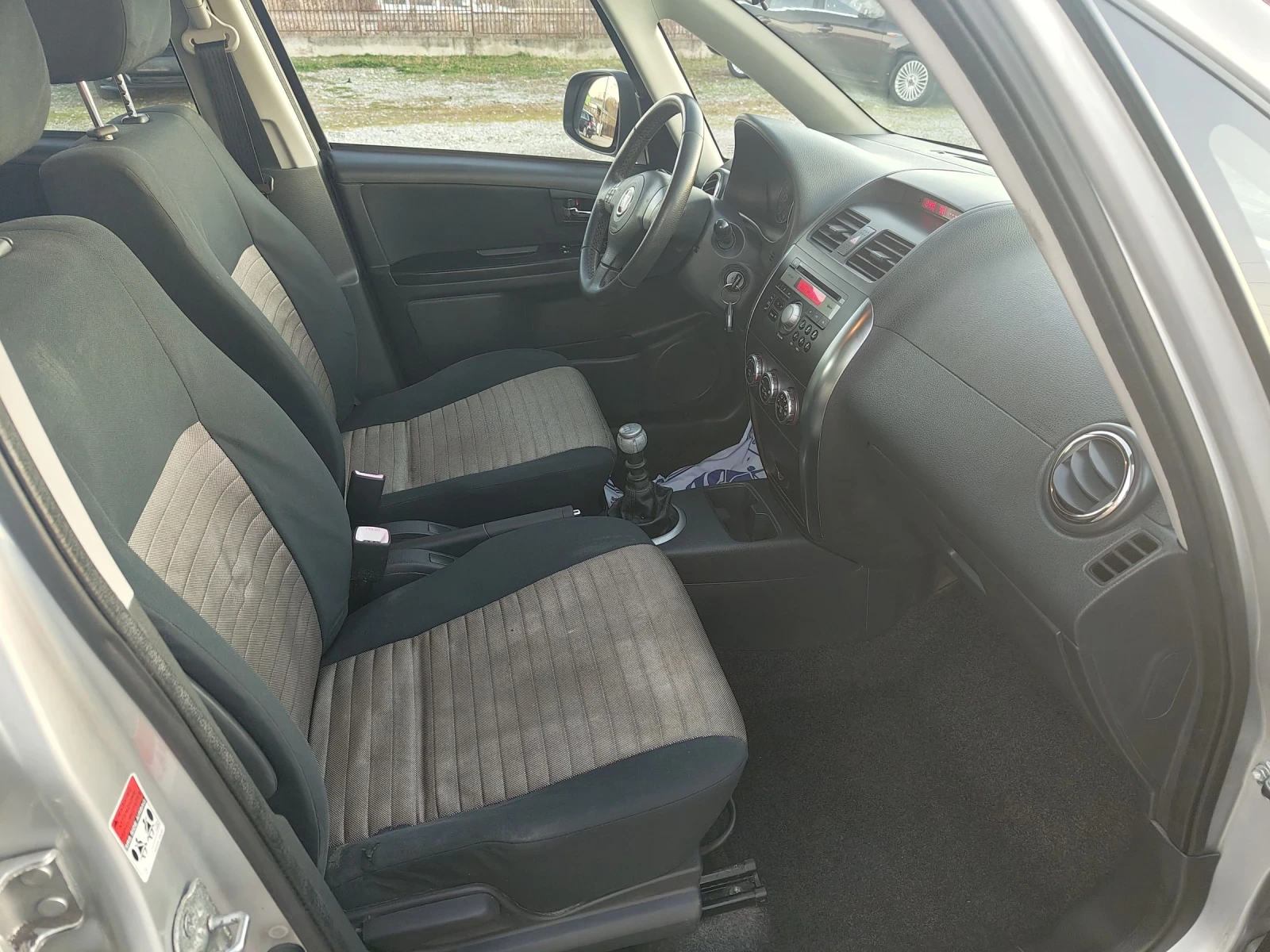 Fiat Sedici 1.9 JTD - 4x4  | Mobile.bg — изображение 11