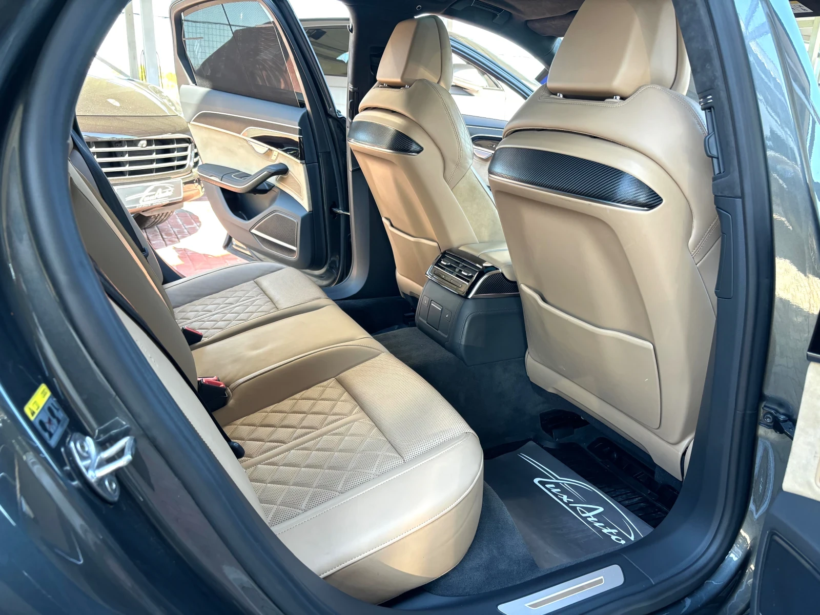 Audi S8 NARDO#PANO#ALCANTARA#SOFTCL#B&O#ОБДУХ - изображение 10
