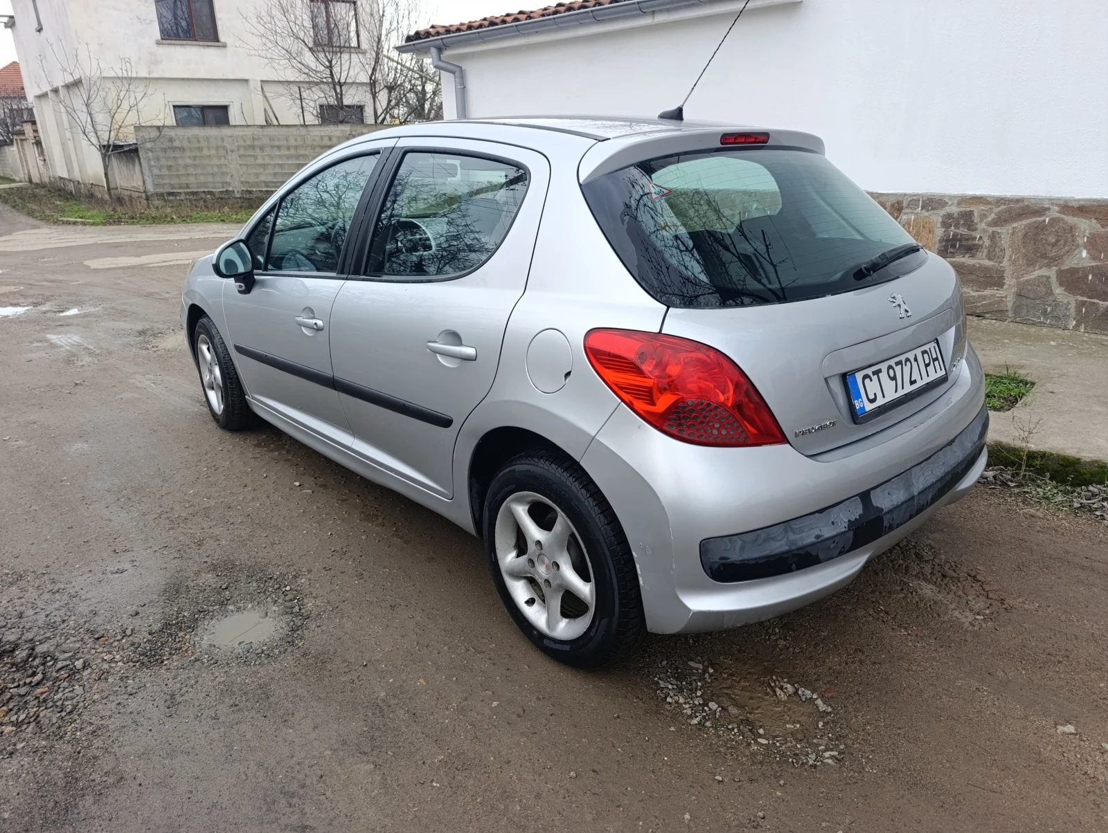 Peugeot 207 1.4i Gaz клима - изображение 7