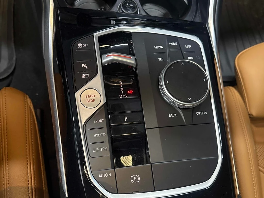 BMW 330 e xDrive * CARFAX * ��� ������������ ������ | Mobile.bg � ����������� 13