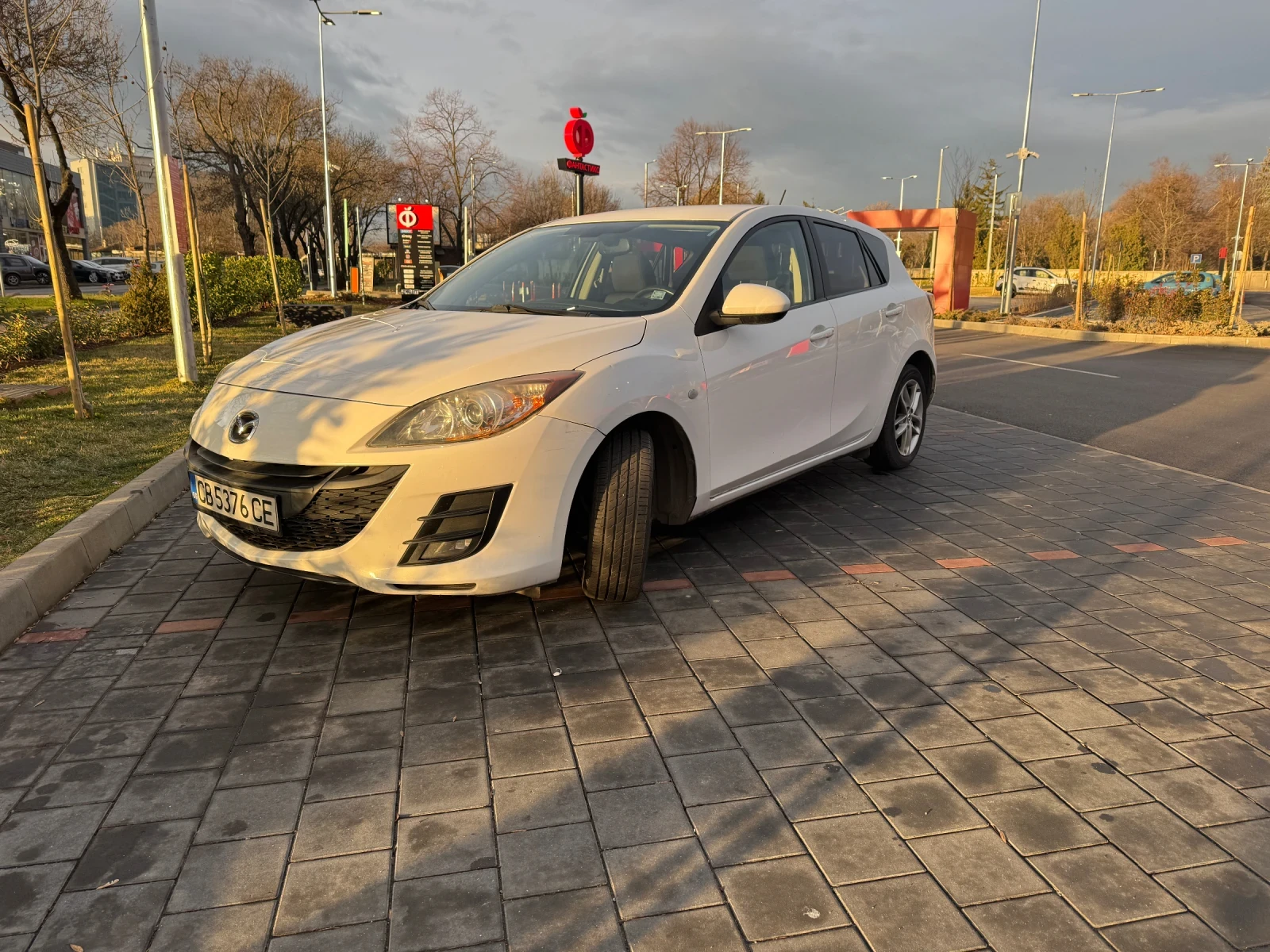 Mazda 3  - изображение 5