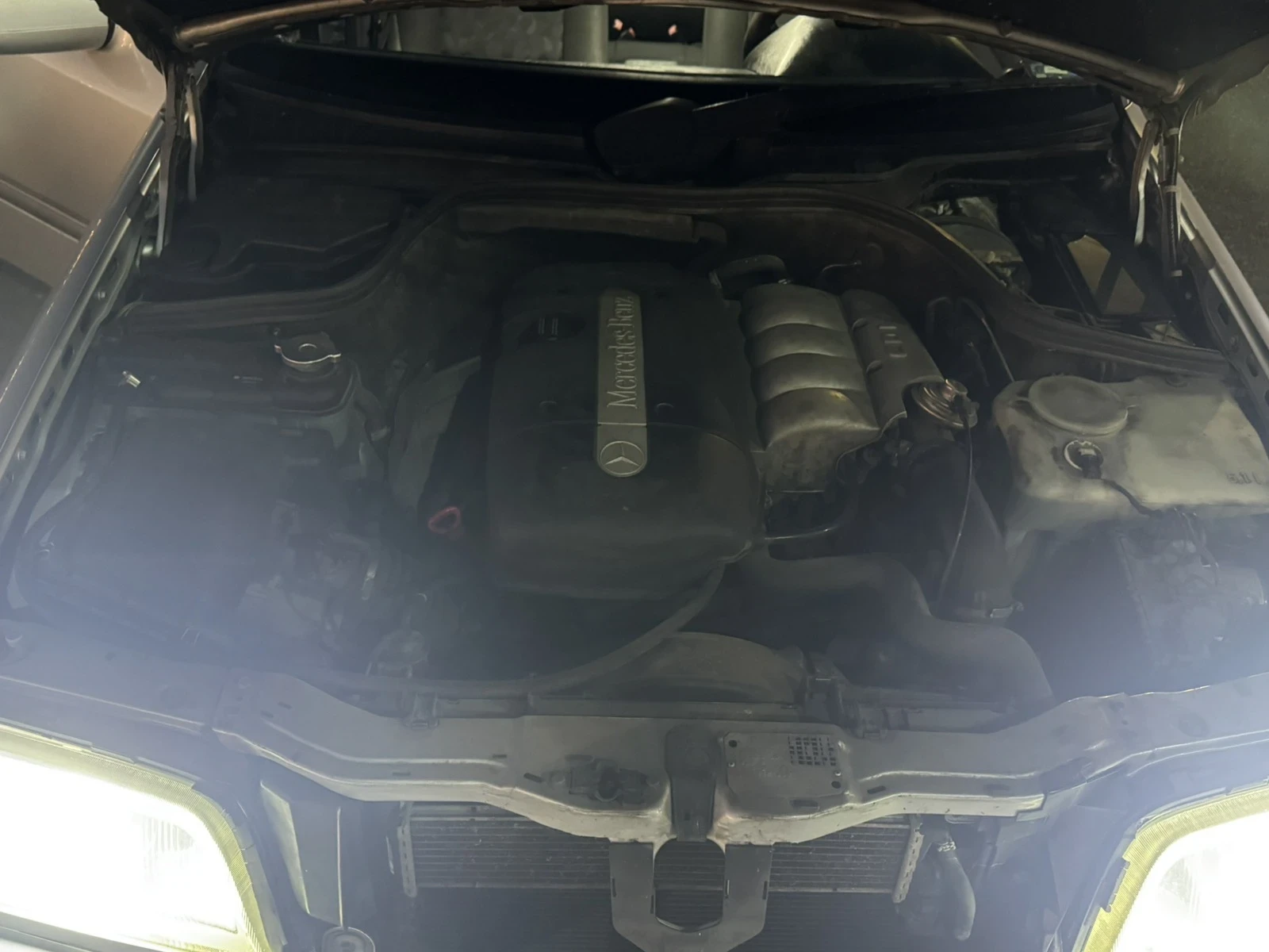 Mercedes-Benz C 220  - изображение 6