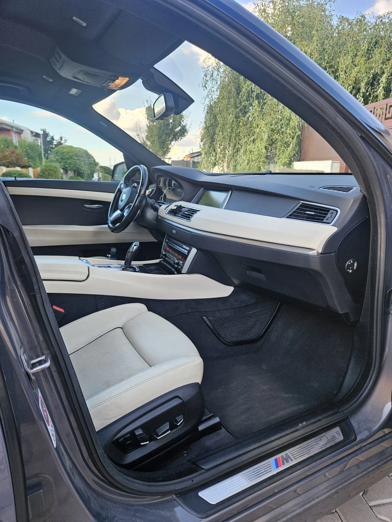 BMW 5 Gran Turismo 350 xdrivre, снимка 12 - Автомобили и джипове - 53860121