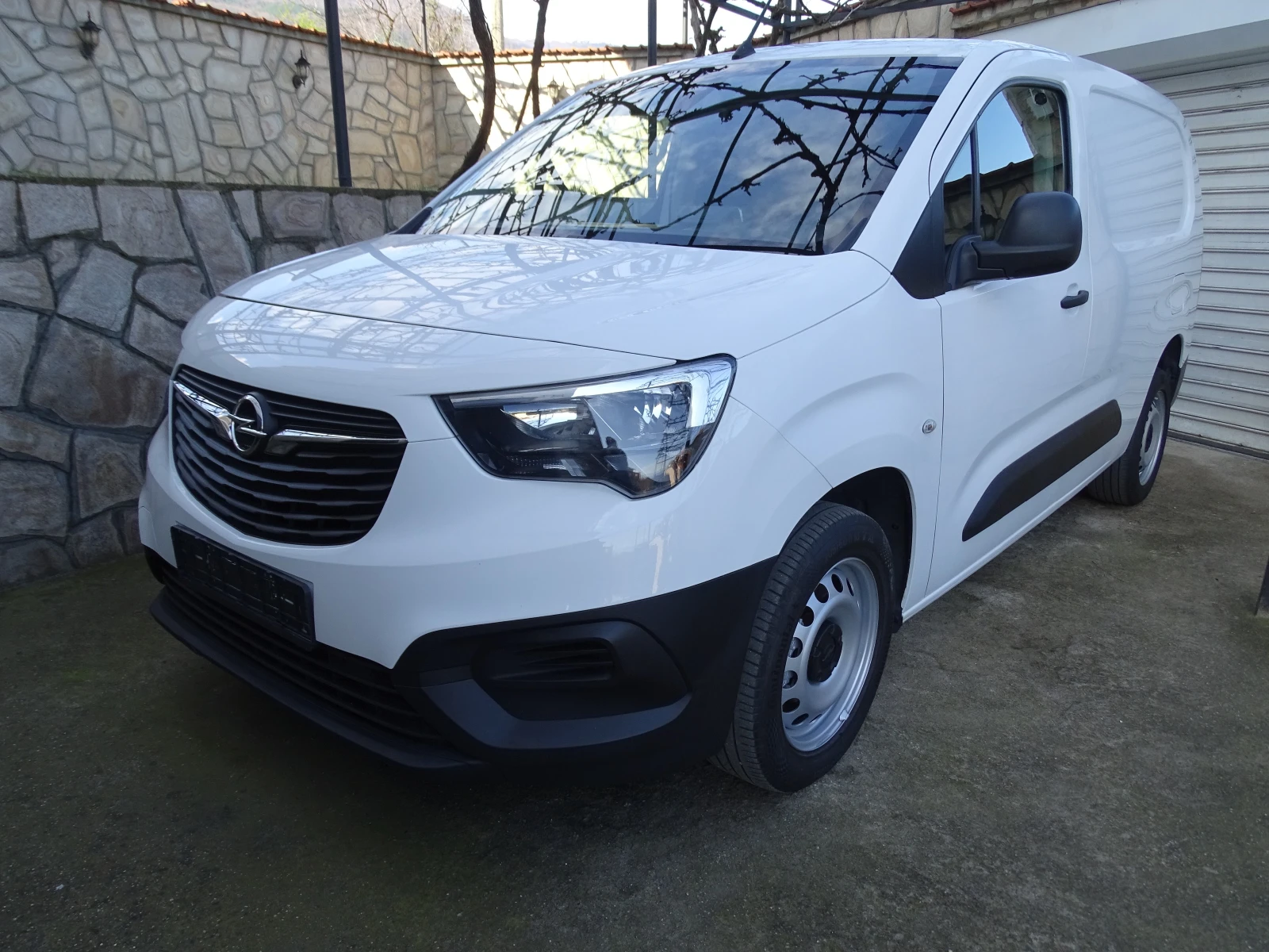 Opel Combo 1.5 NAVI KLIMA N1 MAXI  EURO 6  | Auto.bg — изображение 1