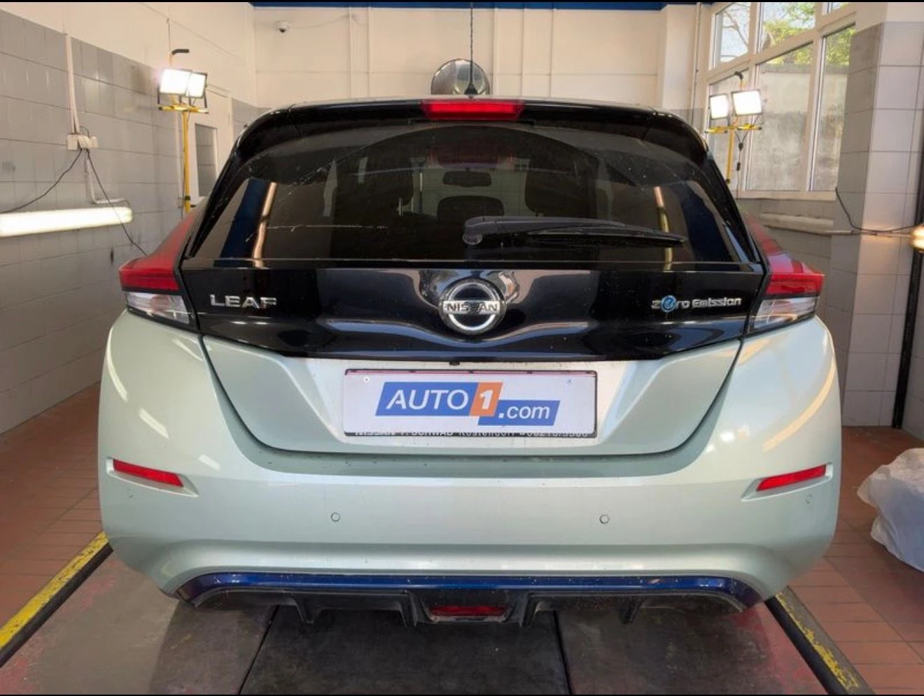 Nissan Leaf  ������ ���� ��������� ��230 ���� | Mobile.bg � ����������� 5