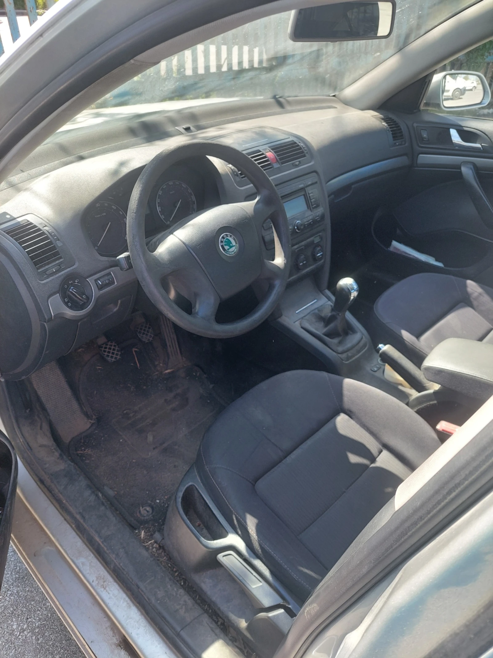 Skoda Octavia 2.0 TDI, снимка 4 - Автомобили и джипове - 54633348