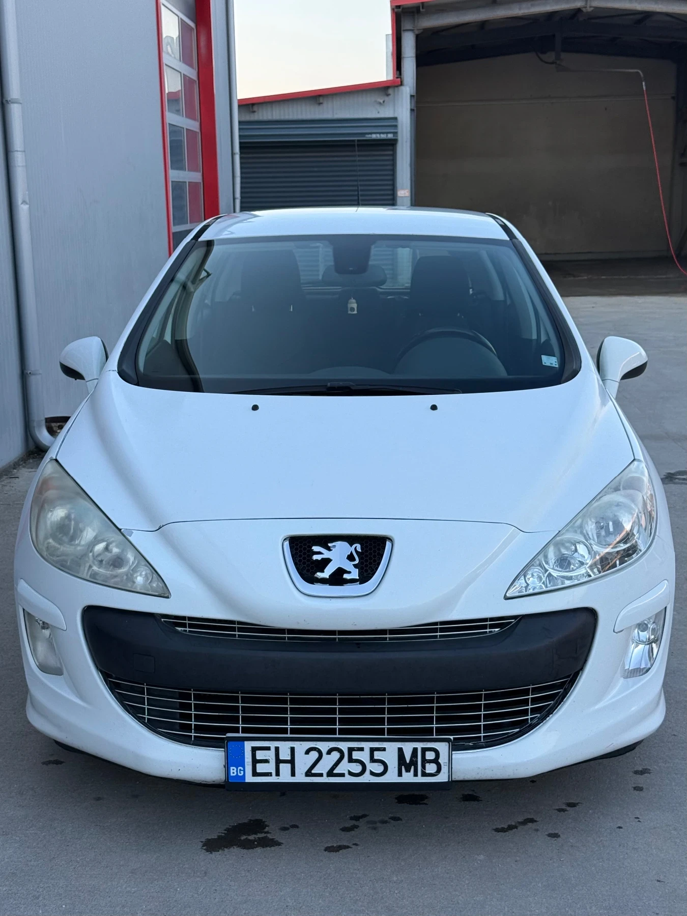 Peugeot 308 1.6 HDi, снимка 2 - Автомобили и джипове - 54804257