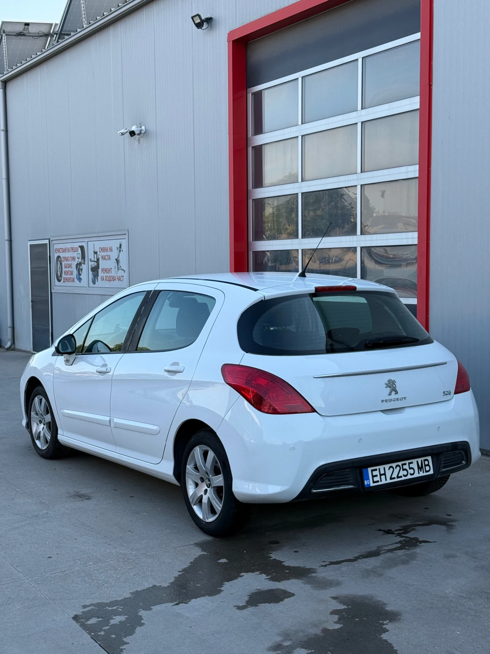 Peugeot 308 1.6 HDi, снимка 4 - Автомобили и джипове - 54804257