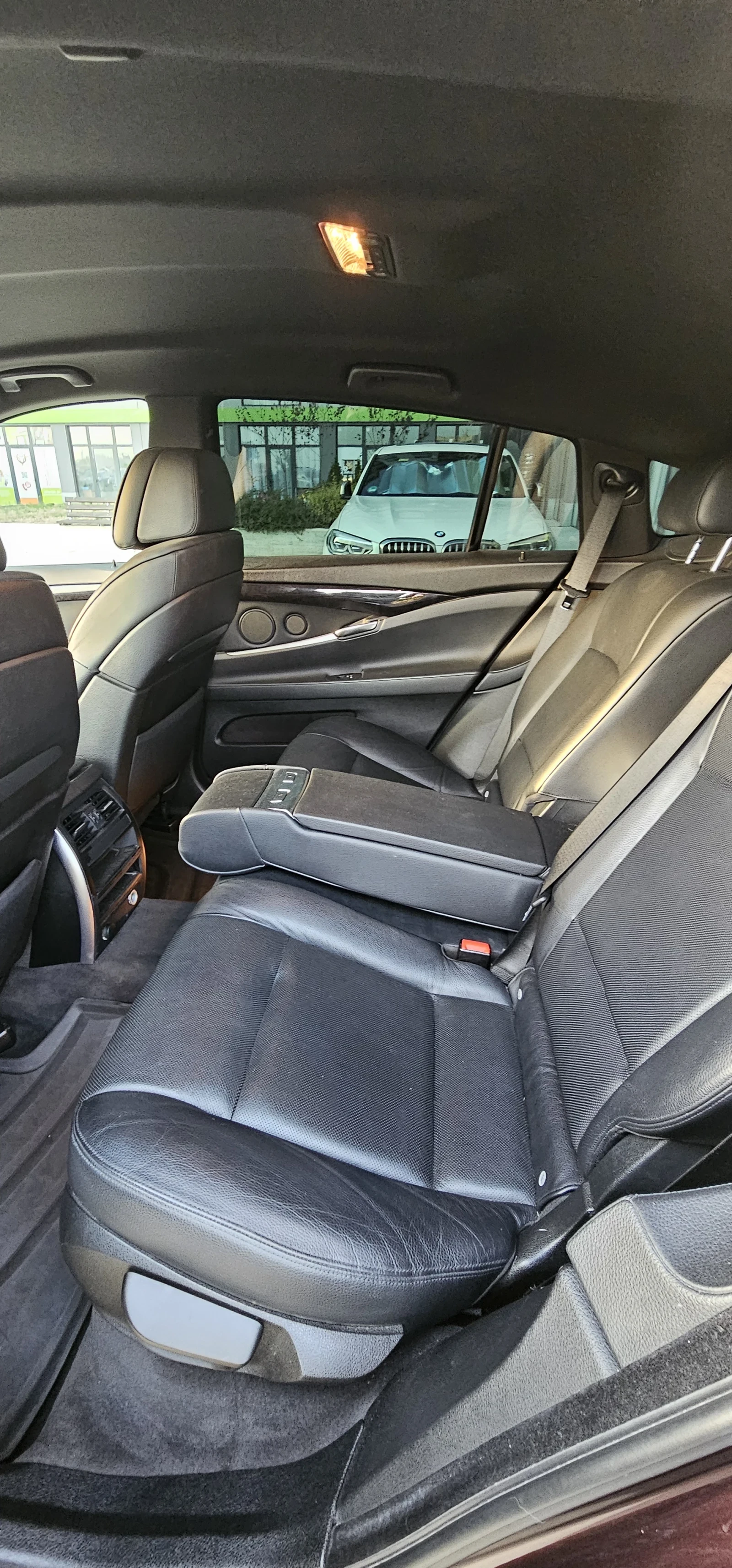 BMW 5 Gran Turismo 530д, снимка 12 - Автомобили и джипове - 55107721