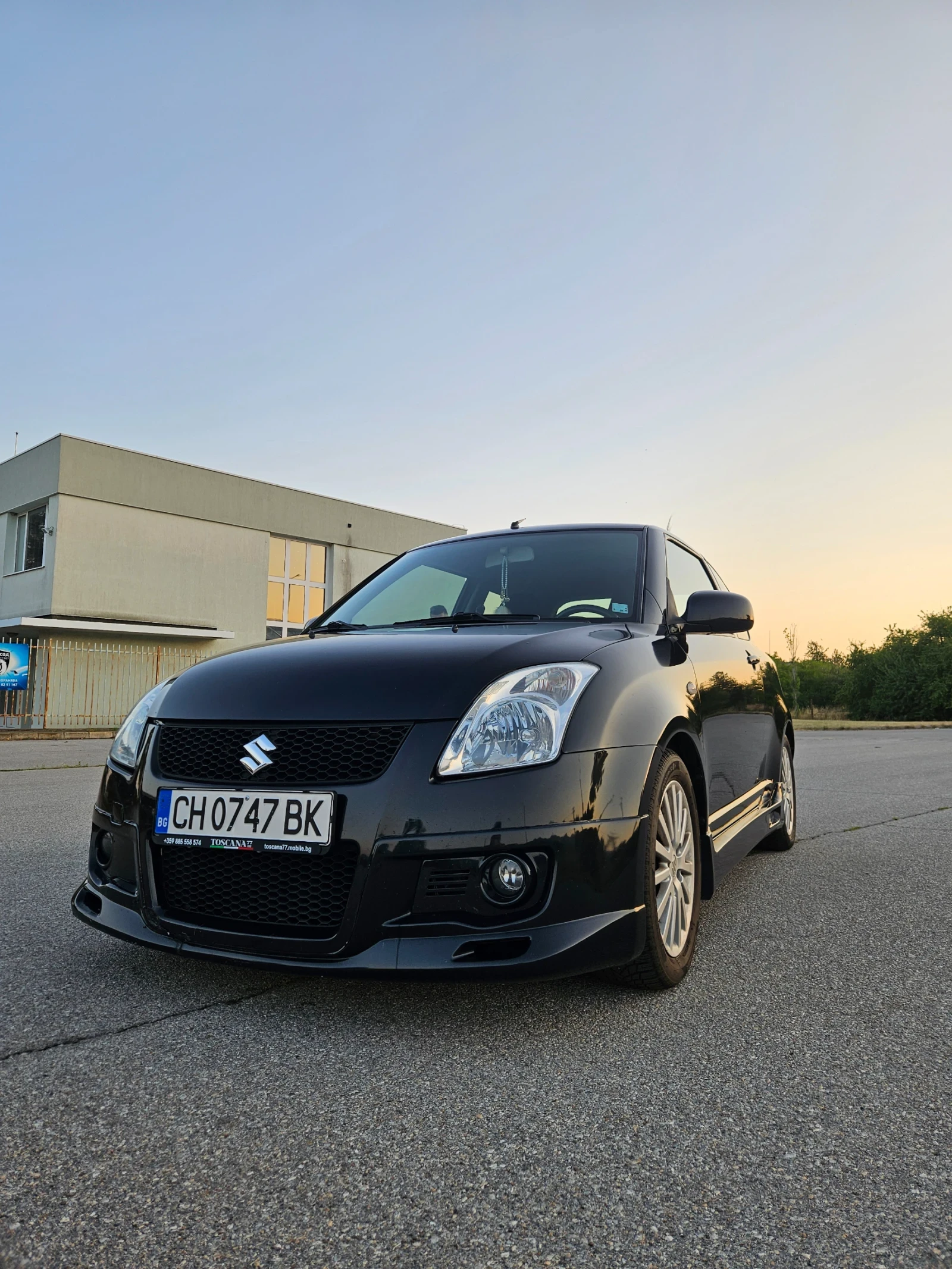Suzuki Swift Sport, снимка 2 - Автомобили и джипове - 55137112