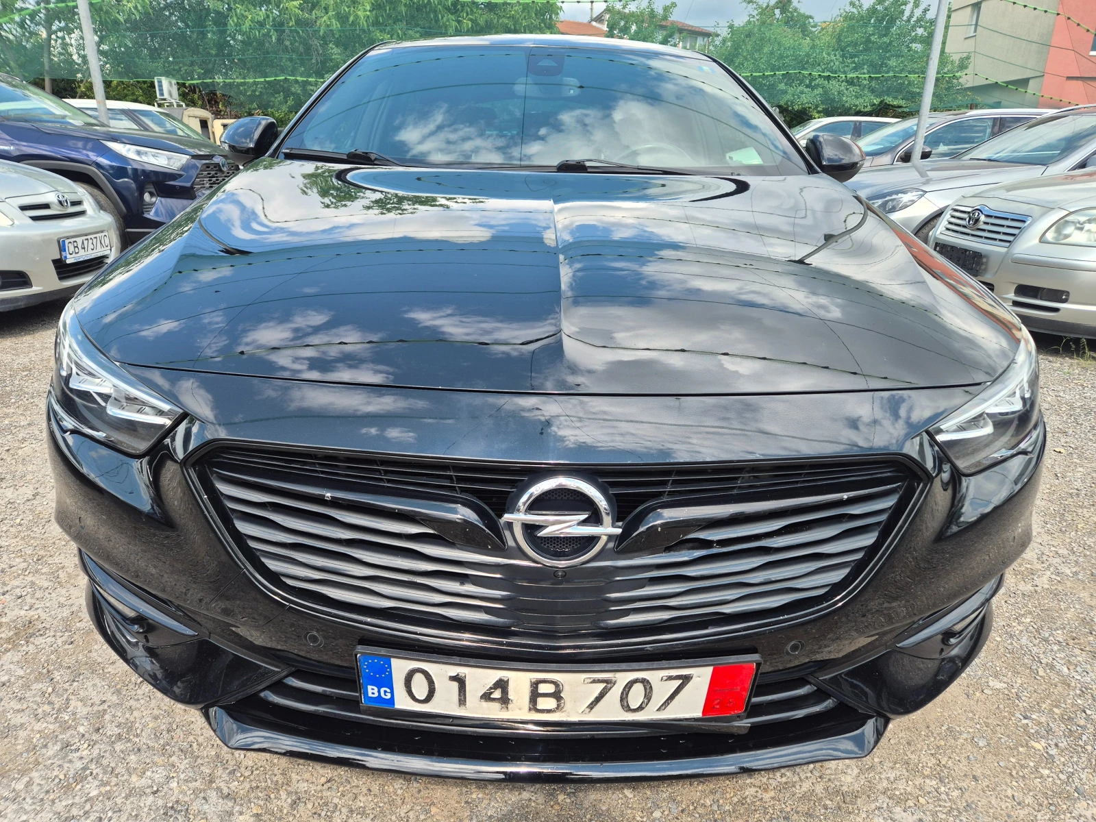 Opel Insignia 2.0T/4×4/Швейцария