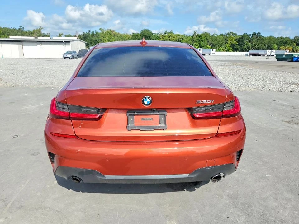 BMW 330, снимка 6 - Автомобили и джипове - 55614366