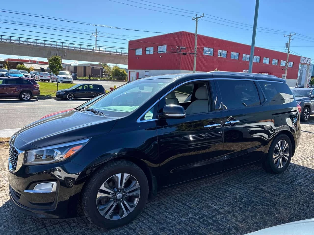 Kia Sedona * FWD * CARFAX * ��� ������������ ������ | Mobile.bg � ����������� 2