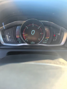 Volvo XC60 D4 Summum, снимка 10