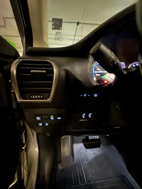 Lexus NX 300h Hybrid, снимка 15