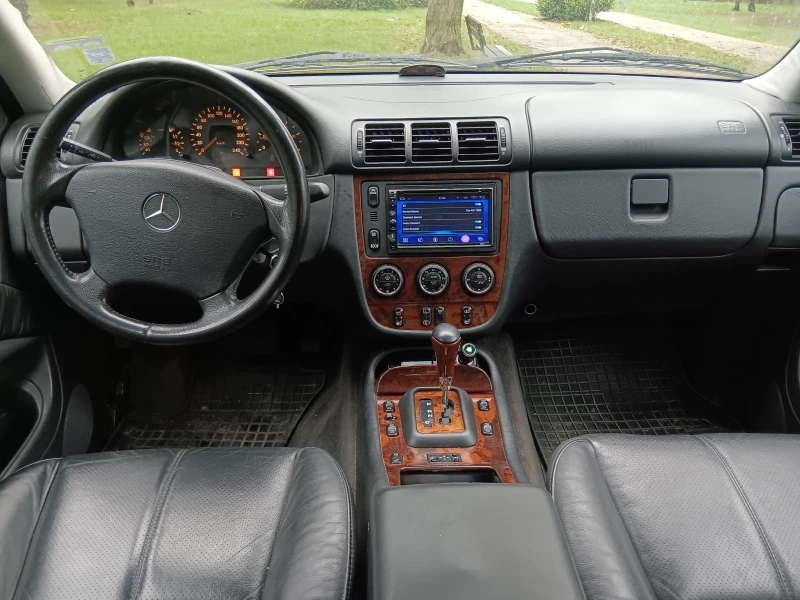 Mercedes-Benz ML 270, снимка 17 - Автомобили и джипове - 47430216