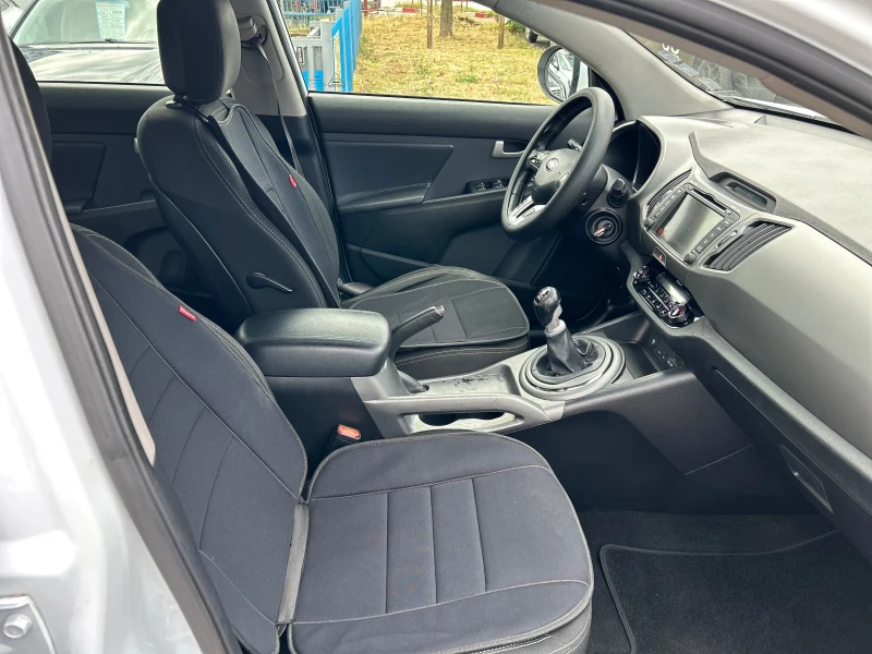 Kia Sportage CRDI, снимка 12 - Автомобили и джипове - 51487452