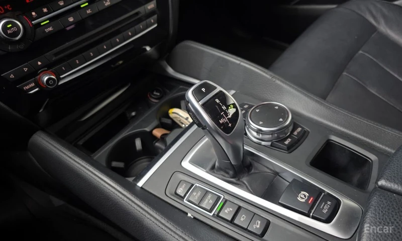 BMW X6, снимка 9 - Автомобили и джипове - 53219093