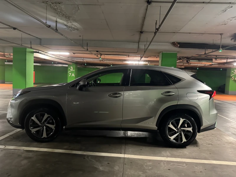 Lexus NX 300h Hybrid, снимка 2 - Автомобили и джипове - 53285971