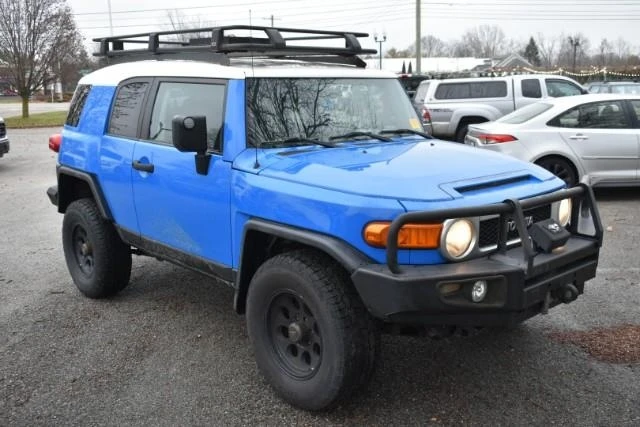 Toyota Fj cruiser БЕЗ РЪЖДА, снимка 2 - Автомобили и джипове - 48425362