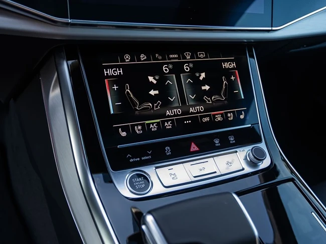 Audi Q7 55 TFSI Quattro = S-line = Гаранция, снимка 10 - Автомобили и джипове - 54441841