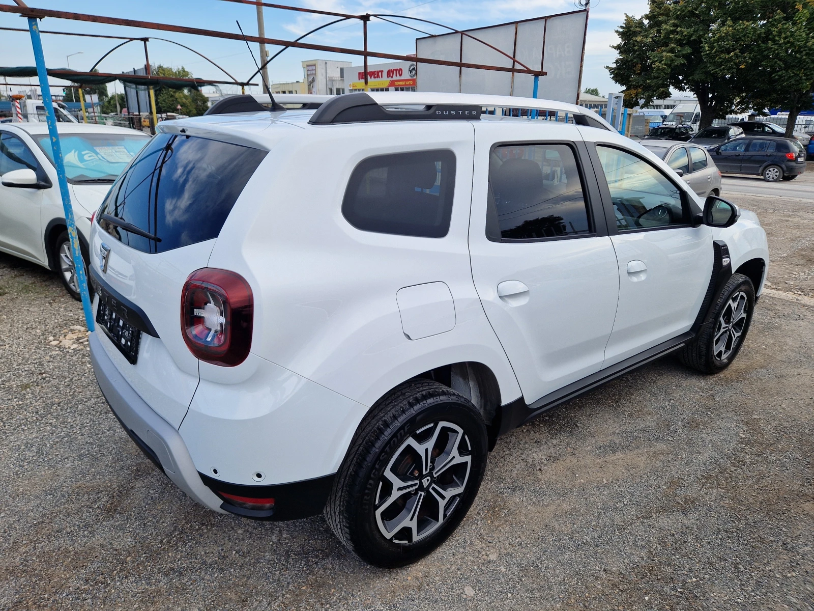 Dacia Duster 1.3TCe 4WD - изображение 3