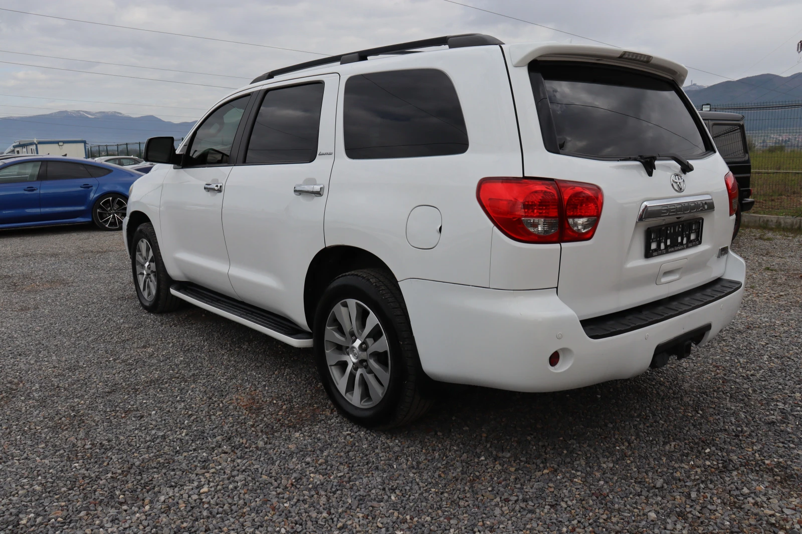 Toyota Sequoia 5.7l  v8 USA  - изображение 6