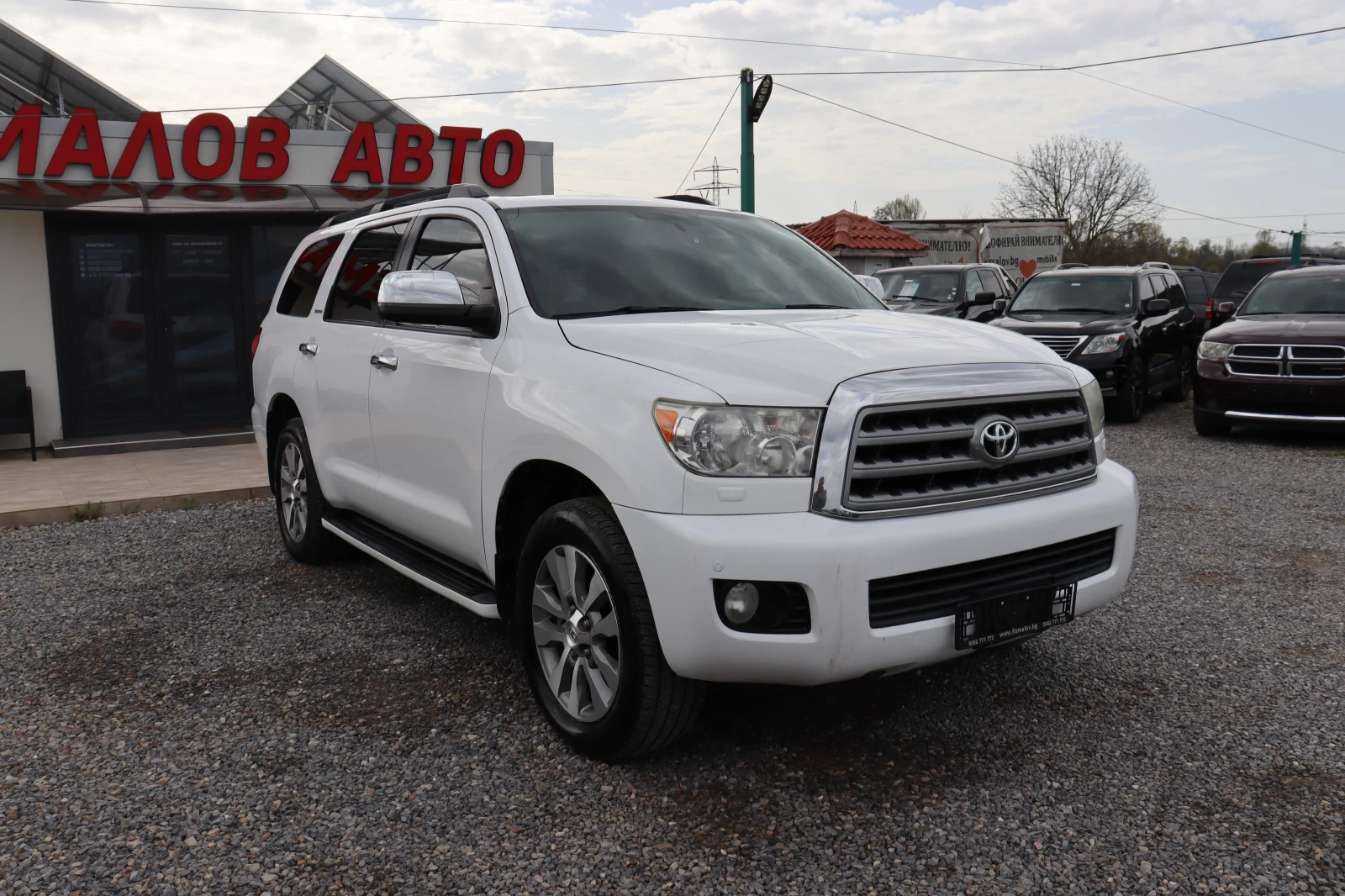 Toyota Sequoia 5.7l  v8 USA  - изображение 2