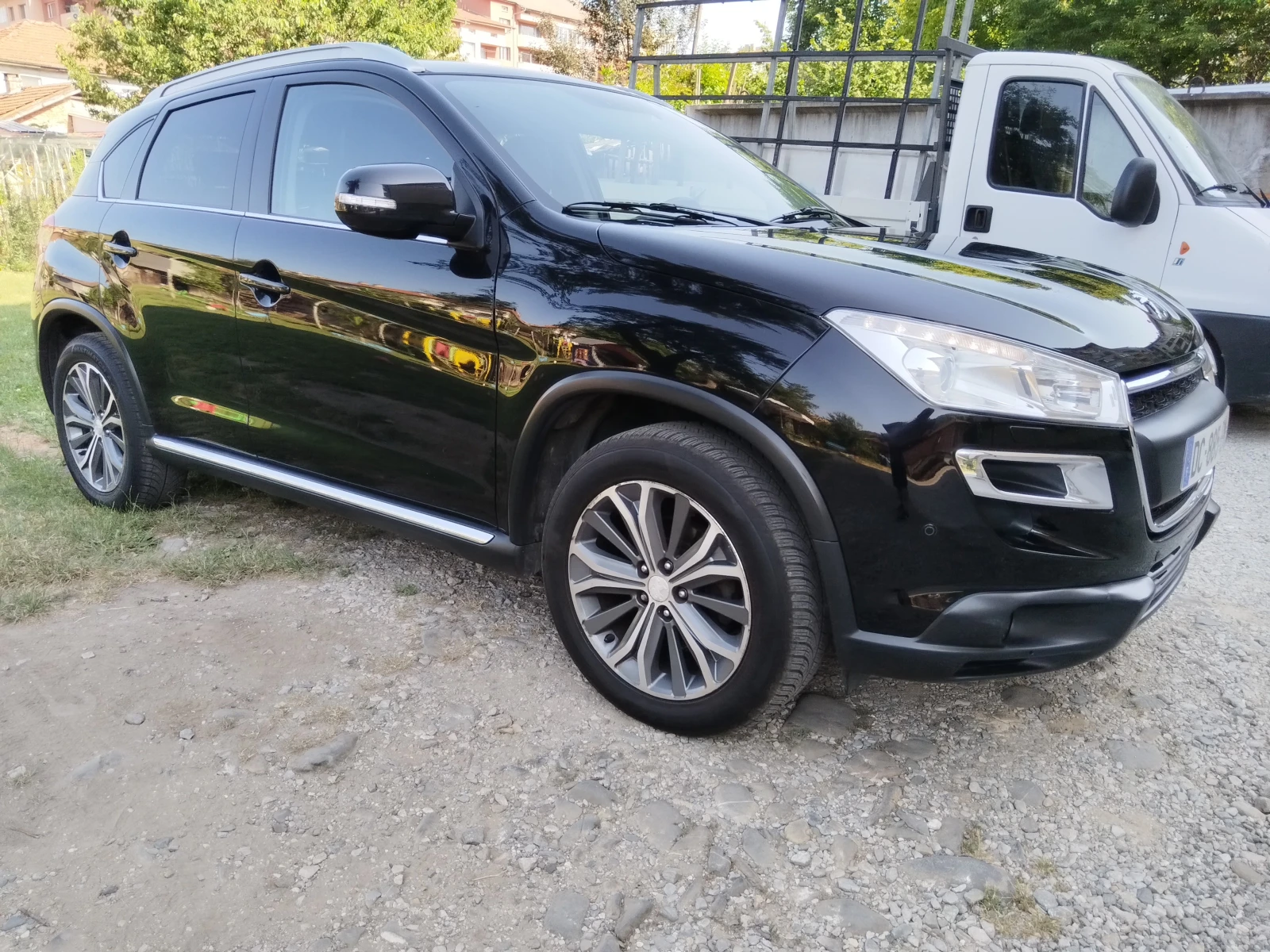 Peugeot 4008 1, 8 НDI 4х4 - изображение 6