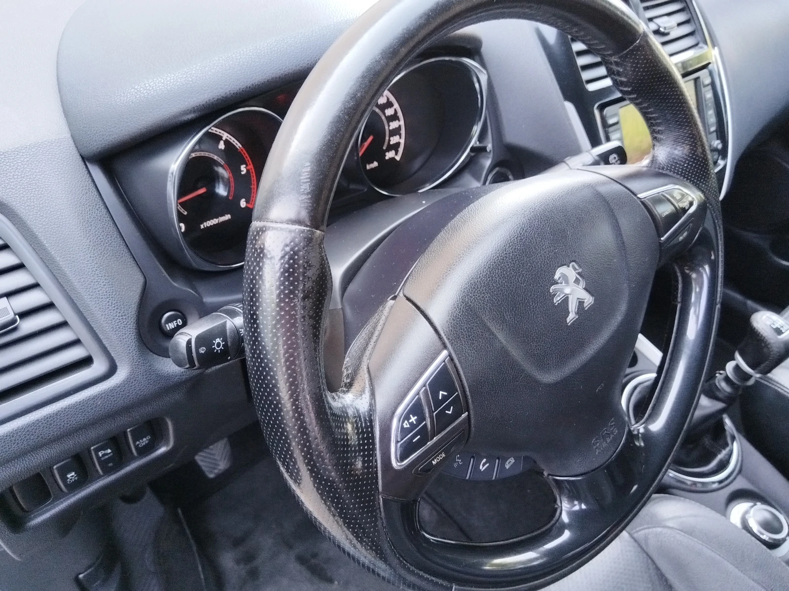 Peugeot 4008 1, 8 НDI 4х4 - изображение 9