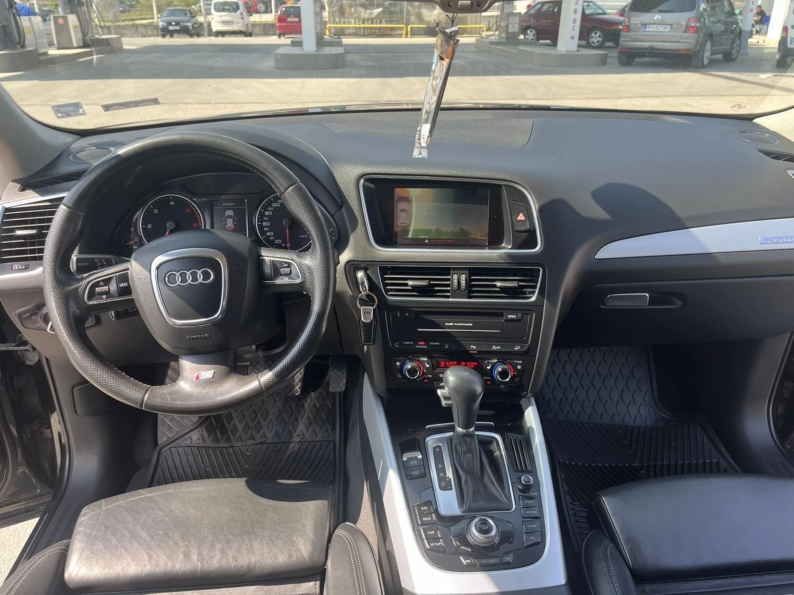 Audi Q5 3.0 TDI 239к.с.-3xS-line - изображение 10