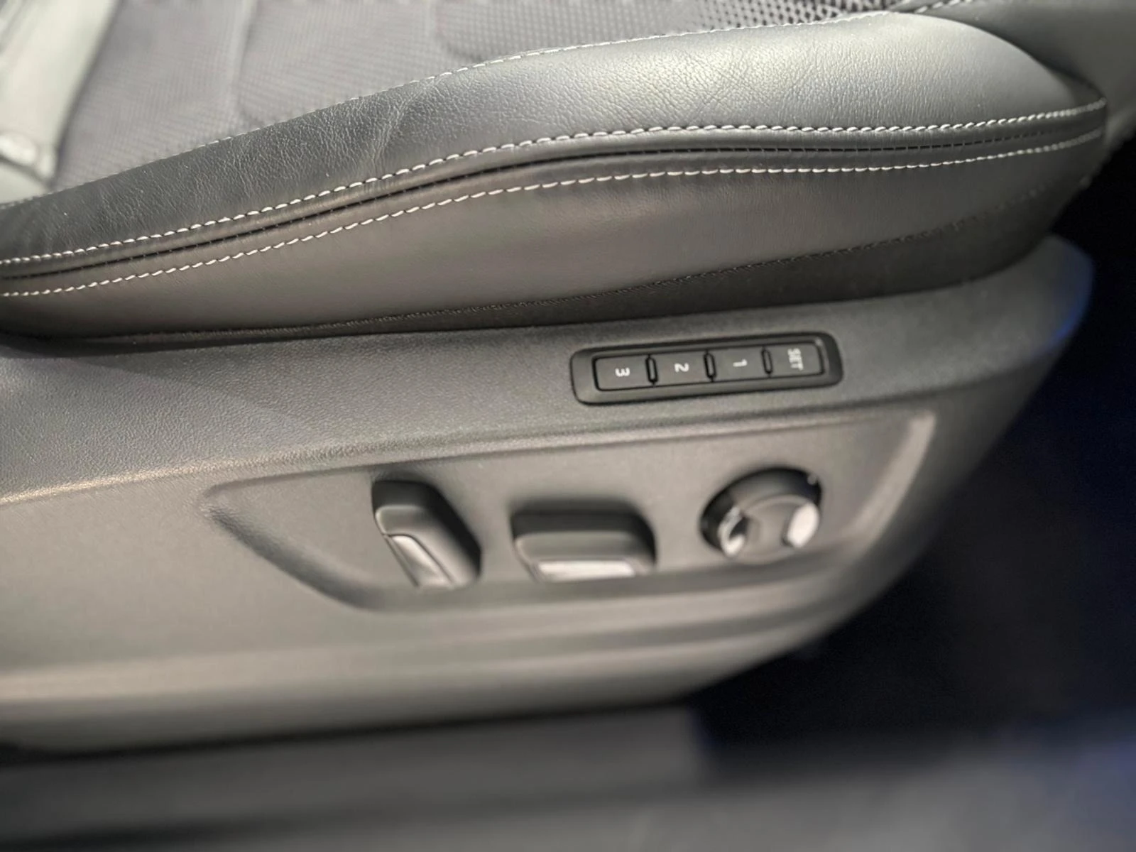 Skoda Kodiaq MATRIX* DISTR* CAM* MEMORY* KEYLESS*  | Mobile.bg   15