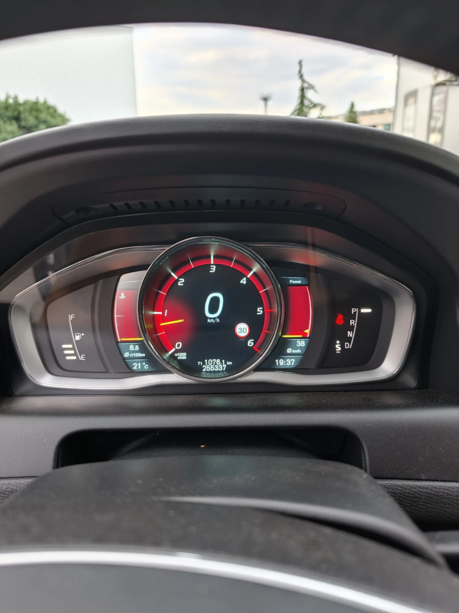 Volvo XC60 D4 Summum, снимка 6 - Автомобили и джипове - 54246323