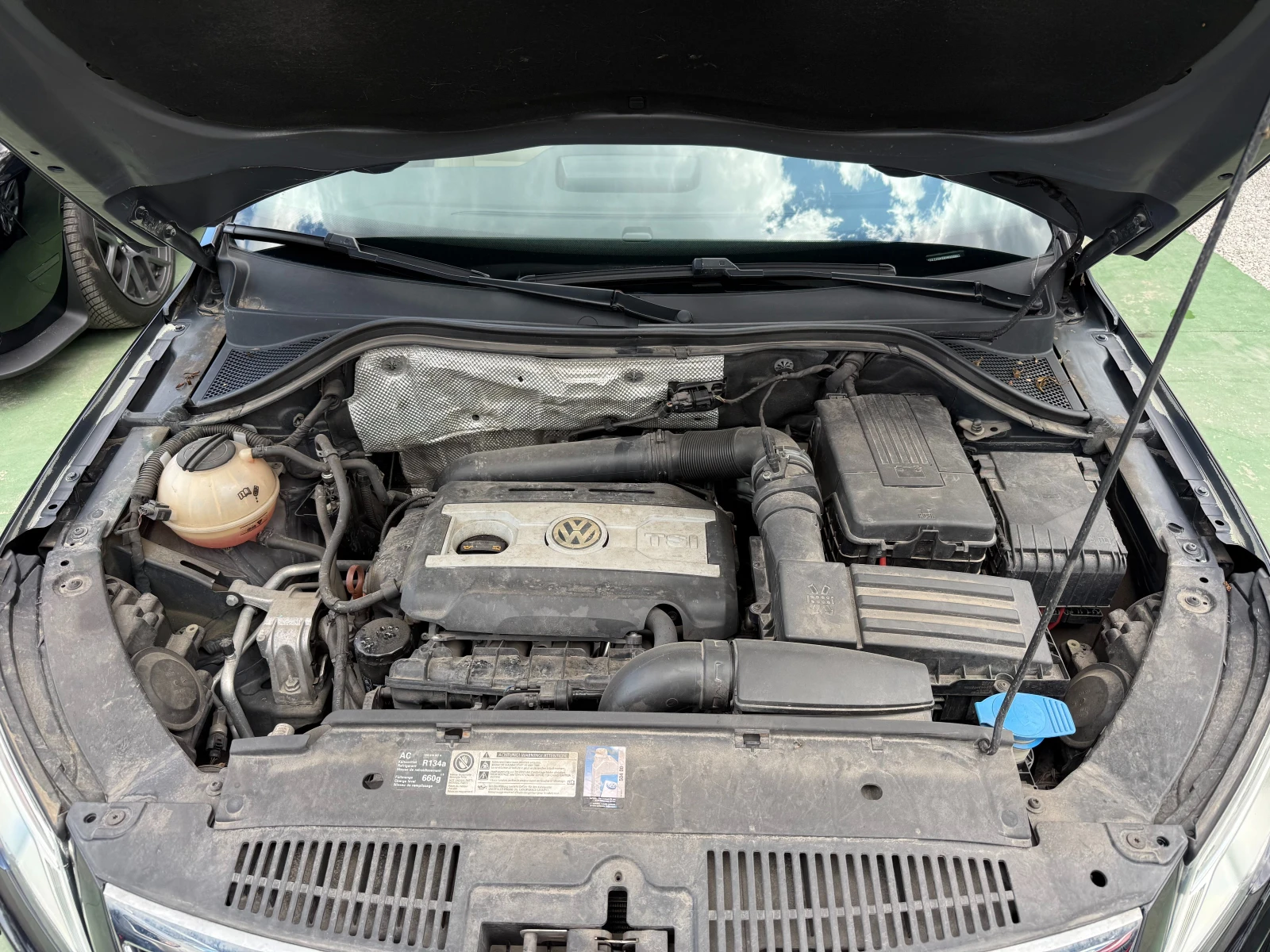VW Tiguan 4MOTION, снимка 17 - Автомобили и джипове - 54944505