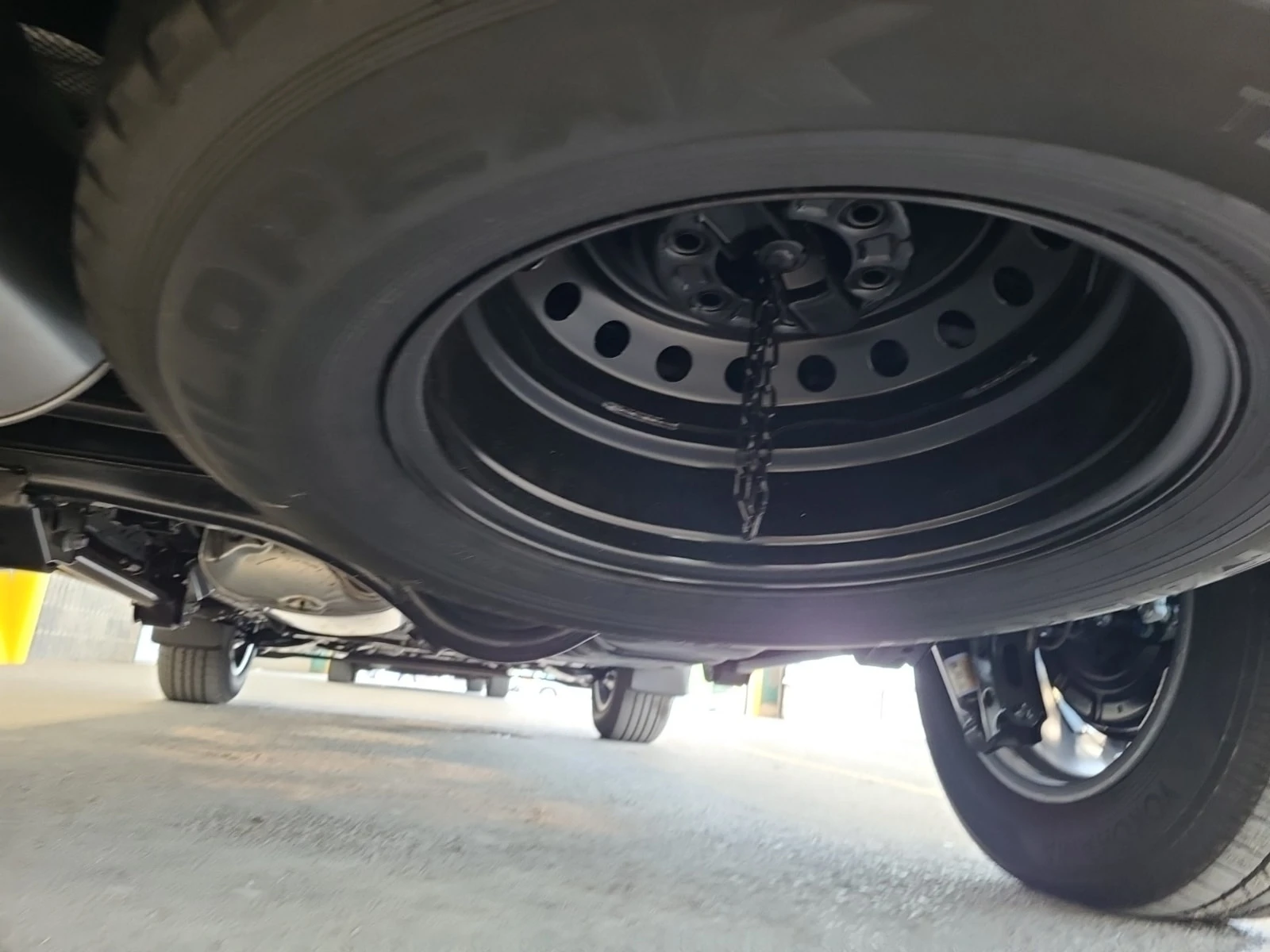 Toyota Sequoia * 4WD * CARFAX * БЕЗ ПЪРВОНАЧАЛНА ВНОСКА, снимка 14 - Автомобили и джипове - 56149894