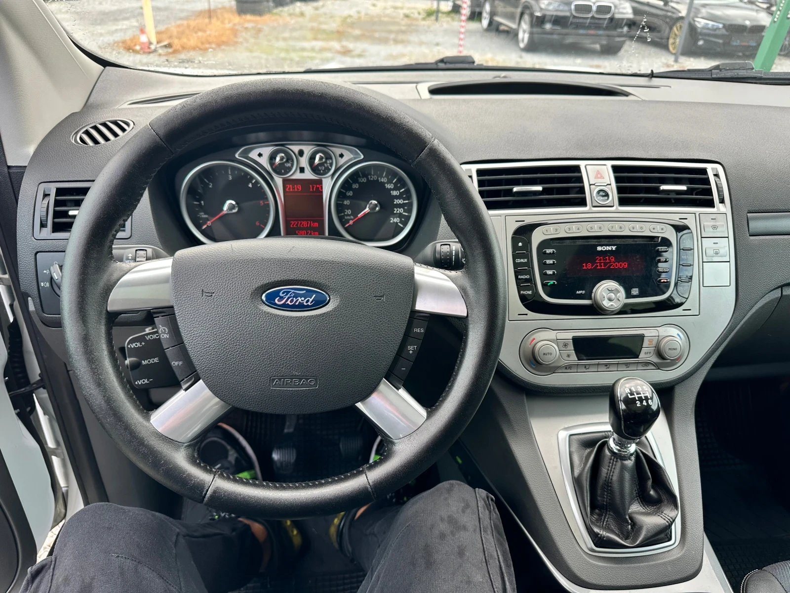 Ford Kuga 2.0 TDCI 4x4, снимка 16 - Автомобили и джипове - 56625699