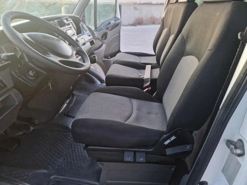 Iveco Daily 2.3 35c14, снимка 10 - Бусове и автобуси - 47917819