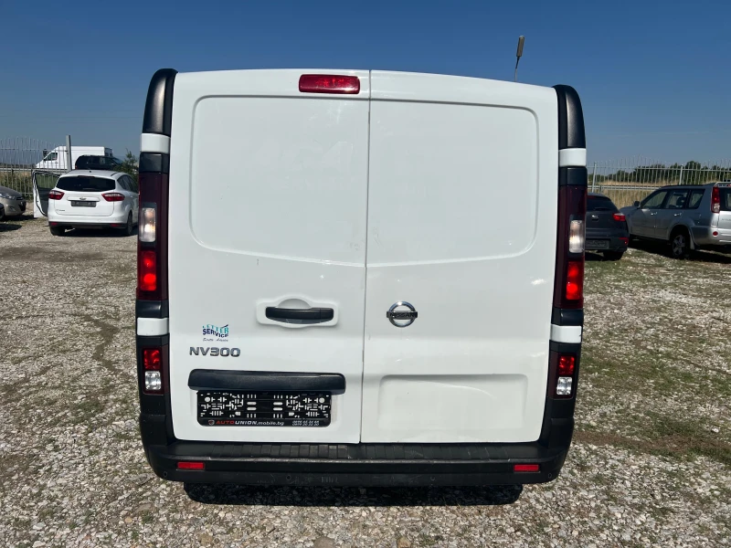 Nissan NV300 1.6 DCI, снимка 7 - Бусове и автобуси - 51215923