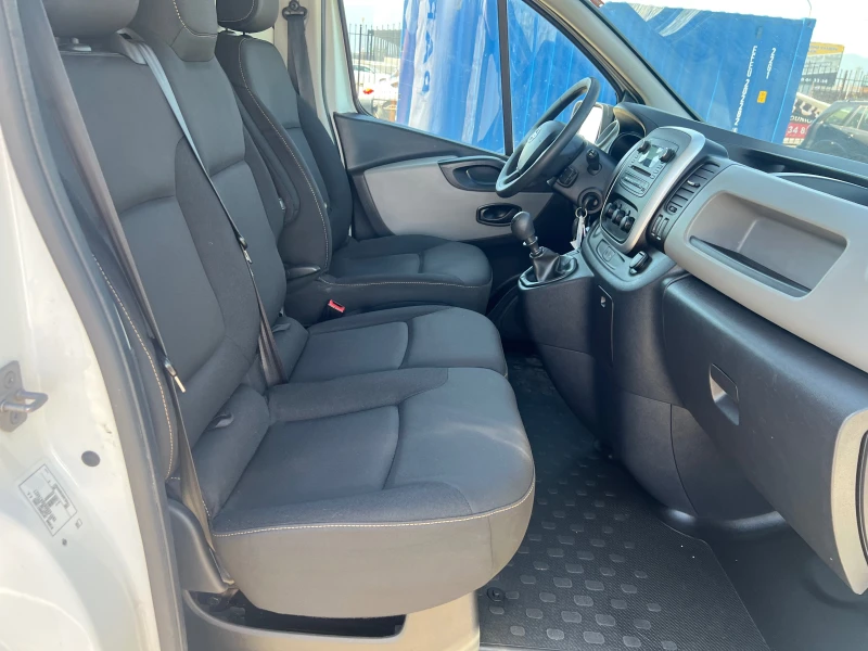 Nissan NV300 1.6 DCI, снимка 13 - Бусове и автобуси - 51215923