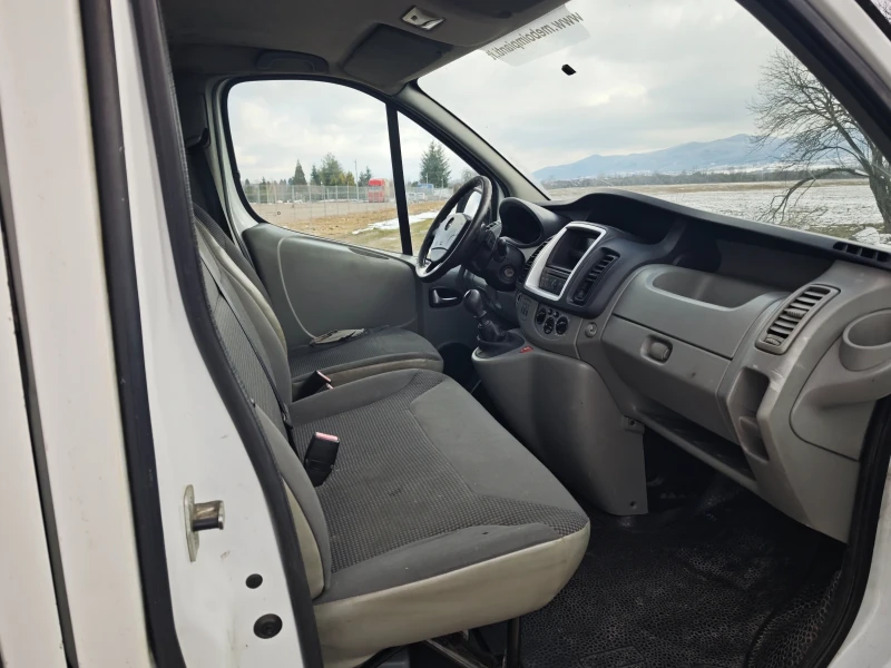 Opel Vivaro 2.0CDTI, снимка 10 - Бусове и автобуси - 53521417