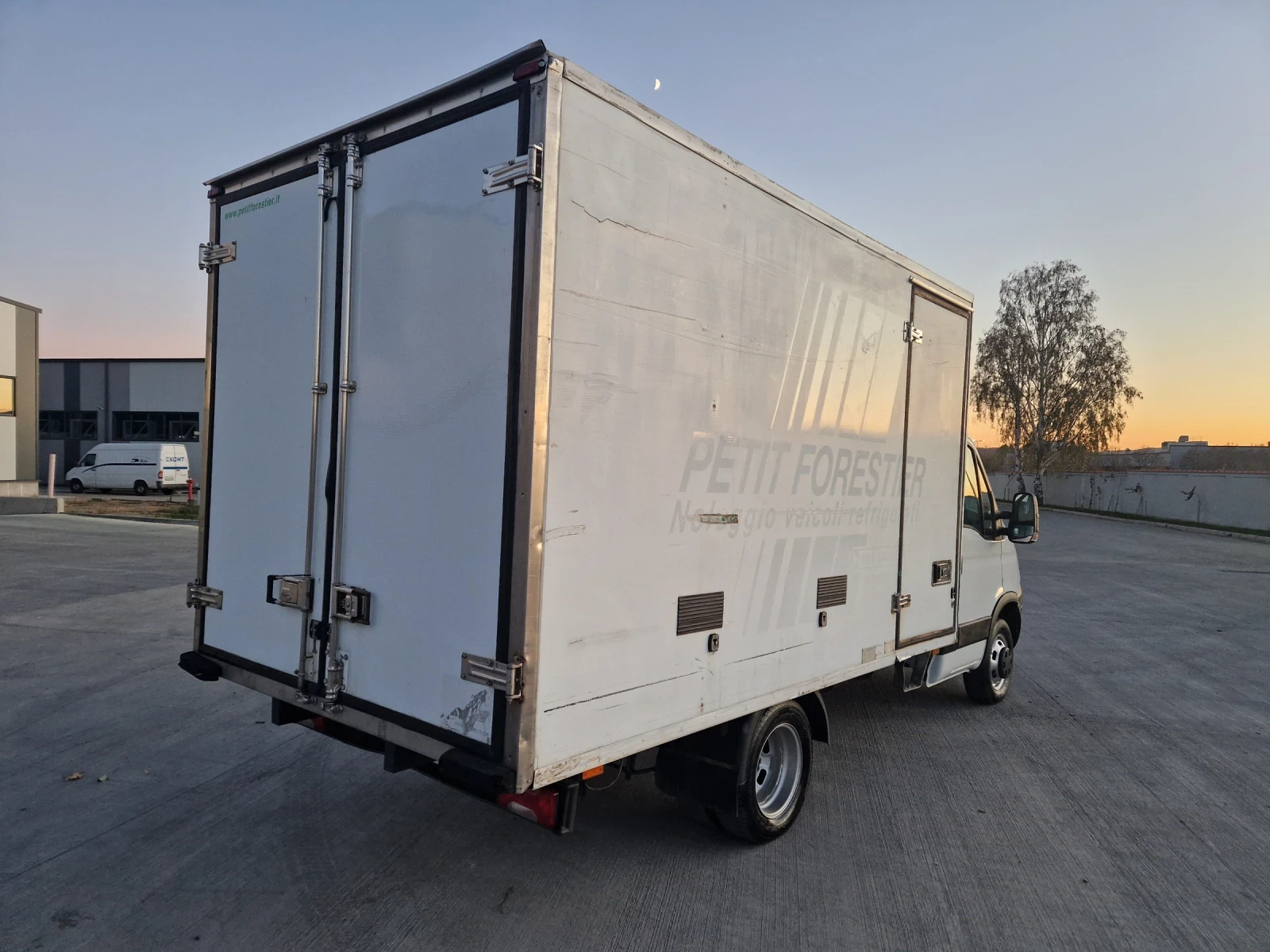 Iveco Daily 2.3 35c14 - изображение 8