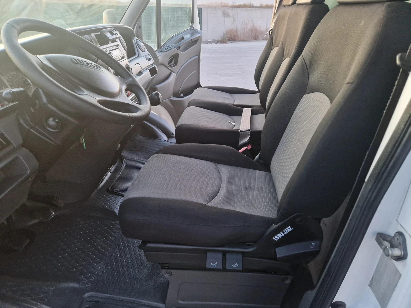 Iveco Daily 2.3 35c14 - изображение 10