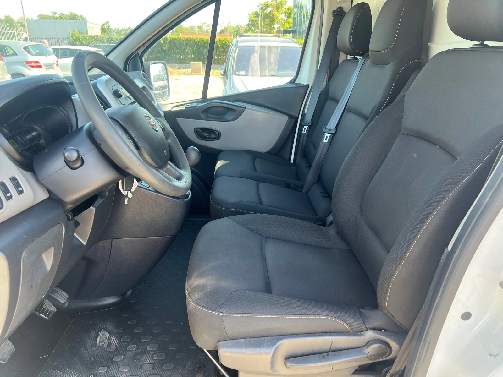 Nissan NV300 1.6 DCI - изображение 10