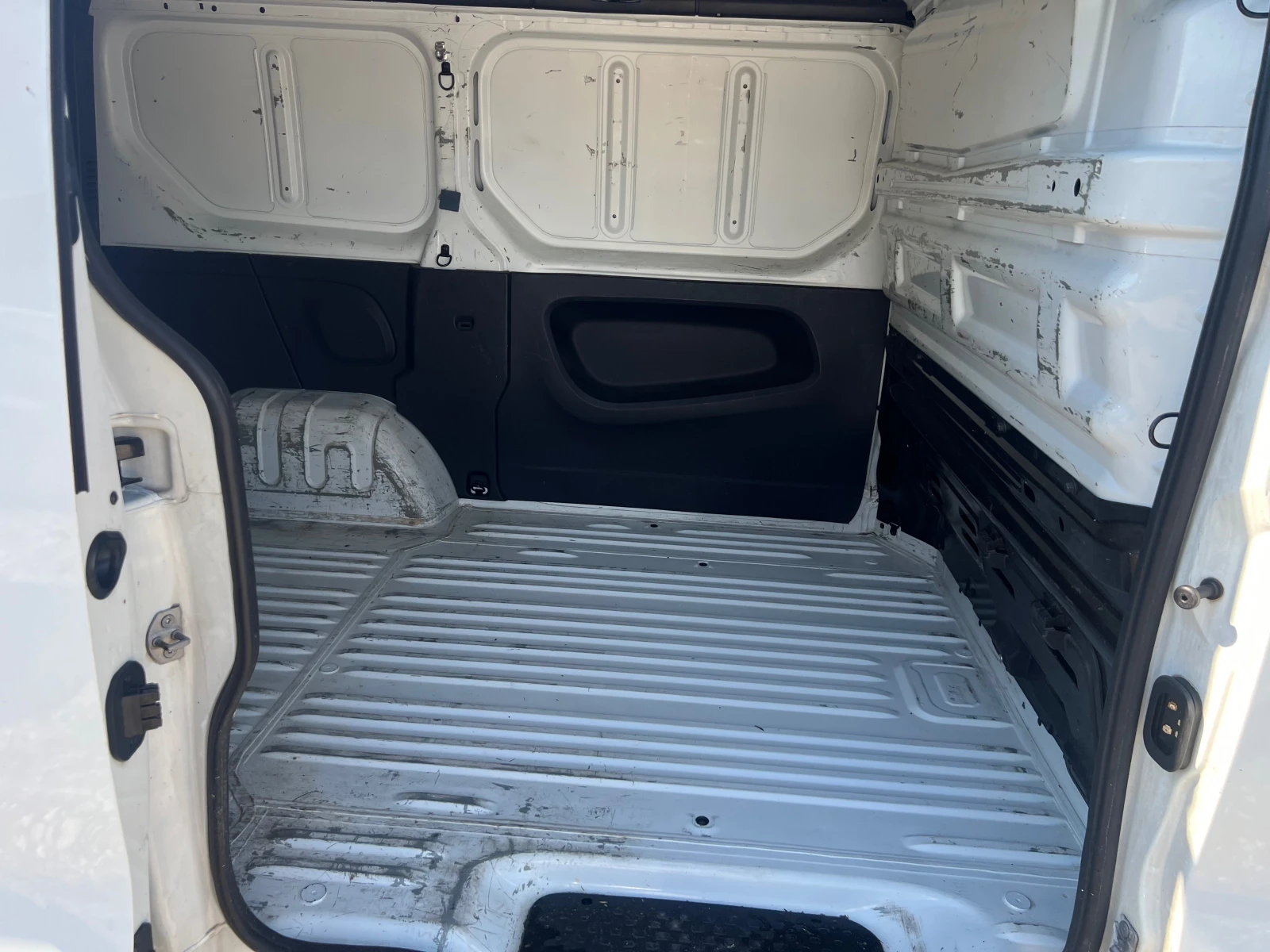 Nissan NV300 1.6 DCI | Mobile.bg   15