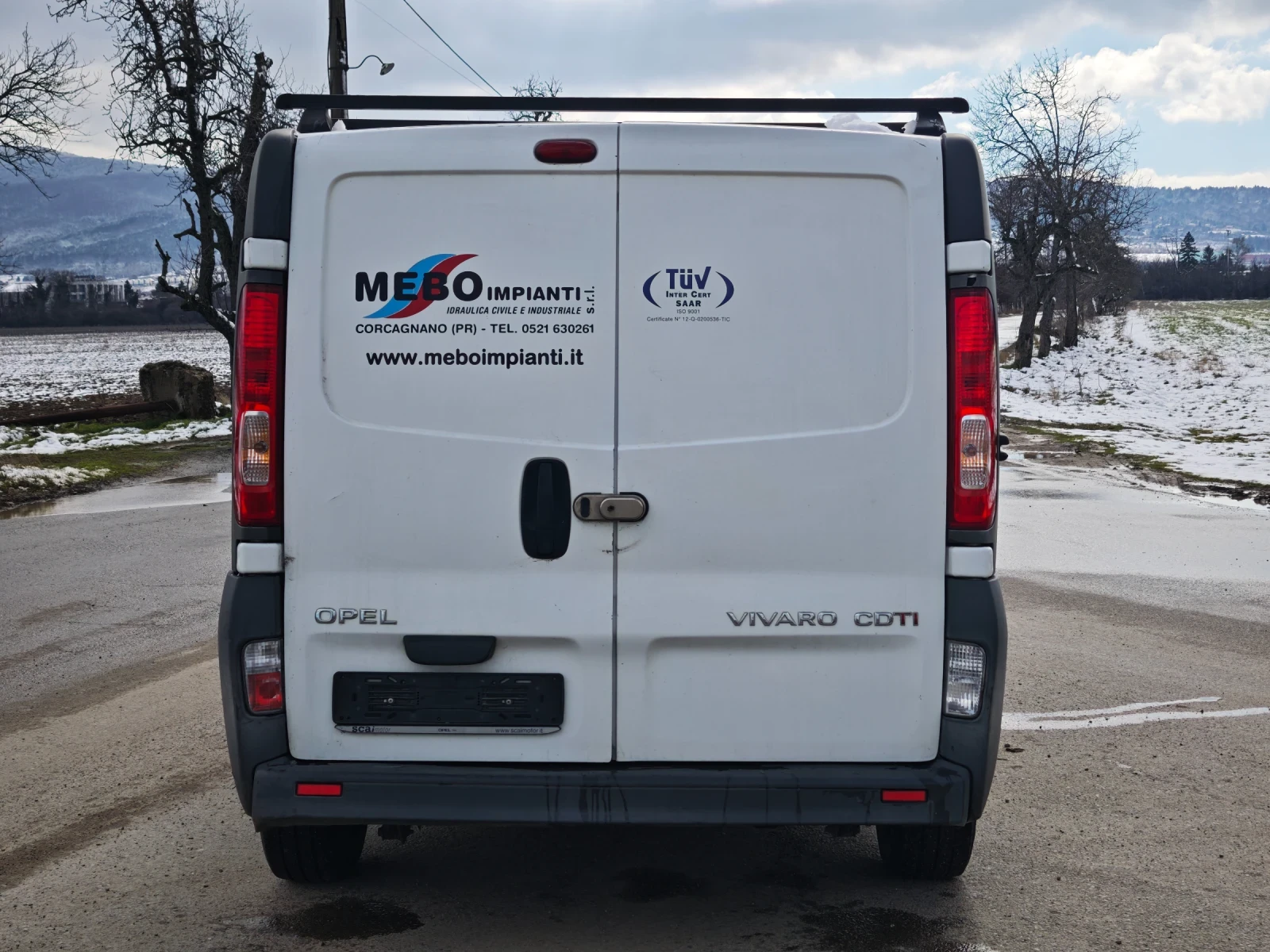 Opel Vivaro 2.0CDTI - изображение 5